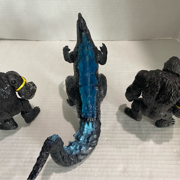 Godzilla X Kong Action Figures Lot Of 3 Loose - Picture 3 of 9